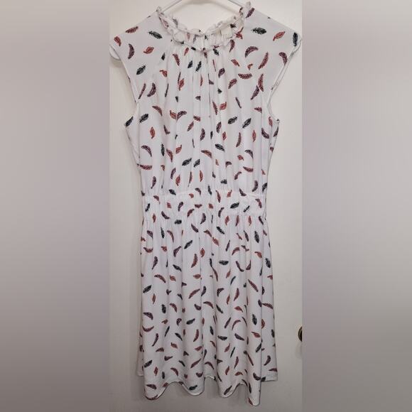 H&M Feather Pattern Crinkle Elastic Waist Cap Sleeve Dress, White, 6 - Picture 1 of 7